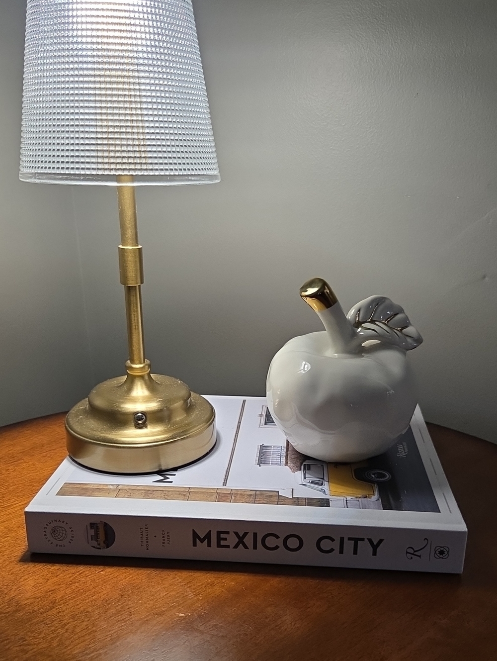 NEW White Ceramic Apple Accent with Gold Stem and Leaf